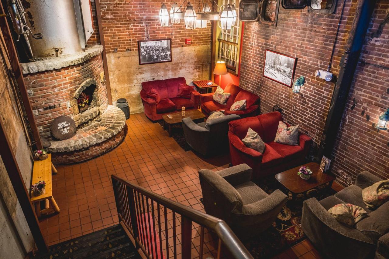 The Common Man Inn, Spa & Lodge Plymouth Bagian luar foto